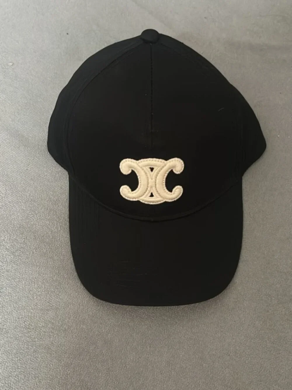 Black Celinehat Cap